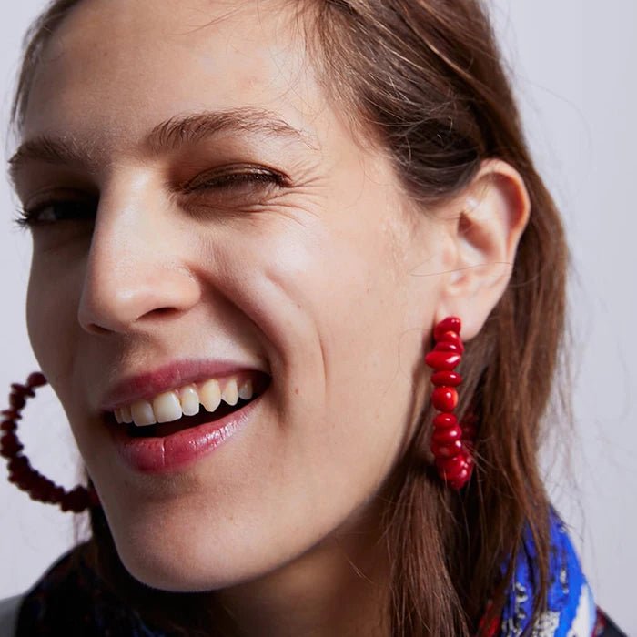 Natural Coral Jewels® - Dangling red coral stone earrings - NaturJewels®