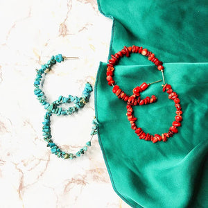 Natural Coral Jewels® - Dangling red coral stone earrings - NaturJewels®