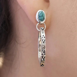 Natural Coral Jewels® - Silver and coral color drop earrings in ethnic style - NaturJewels®