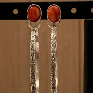 Natural Coral Jewels® - Silver and coral color drop earrings in ethnic style - NaturJewels®