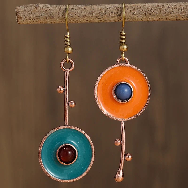 Natural Soul® - Bronze ear with round pendant in ethnic style - NaturJewels®