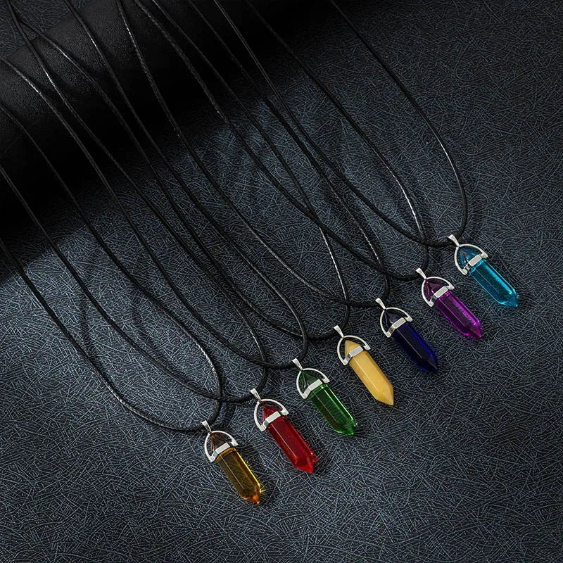 Natural Stone Jewels® - 7 Pcs/set Natural quartz crystal pendant. Necklaces for men and women - NaturJewels®